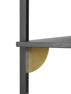 Sector Shelf S/N fra Ferm Living
