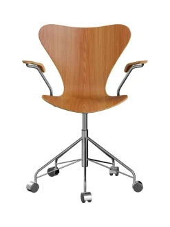 3217 Serie 7 Kontorstol af Arne Jacobsen