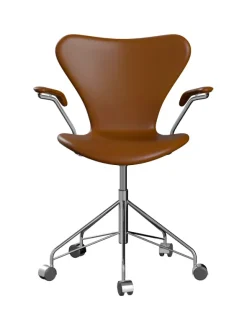 3217 Serie 7 Kontorstol af Arne Jacobsen