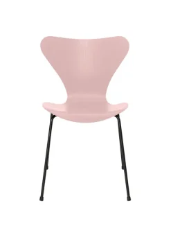 3107 Serie 7 stol i farvet ask af Arne Jacobsen