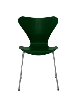 3107 Serie 7 stol i farvet ask af Arne Jacobsen