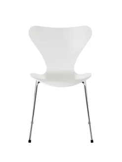 3107 Serie 7 stol lakeret af Arne Jacobsen