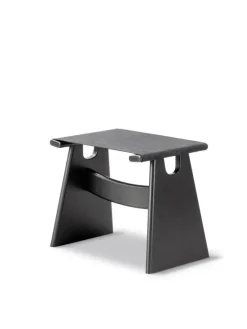Seto Stool, eg sort lak fra Fredericia Furniture