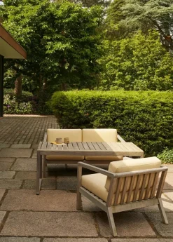 Skagerak Virkelyst 2 pers. Sofa, Honey Yellow fra Fritz Hansen