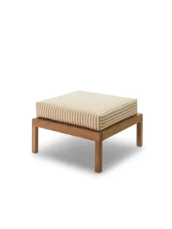 Skagerak Virkelyst Puf, Golden Yellow Stripe fra Fritz Hansen