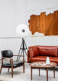 Slow sofabord Ø80 cm, valnød fra Stellar Works