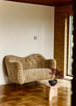 46 sofa, eg klar olie af Finn Juhl