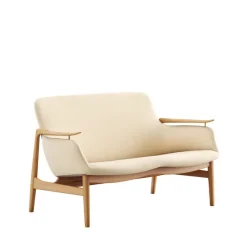 53 sofa, eg olie af Finn Juhl