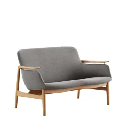 53 sofa, eg olie af Finn Juhl