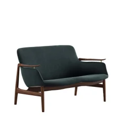 53 sofa, valnød af Finn Juhl