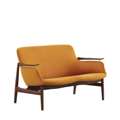 53 sofa, valnød af Finn Juhl