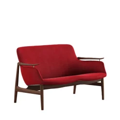 53 sofa, valnød af Finn Juhl