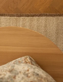 Soft Outline gulvtæppe, Beige fra Linie Design