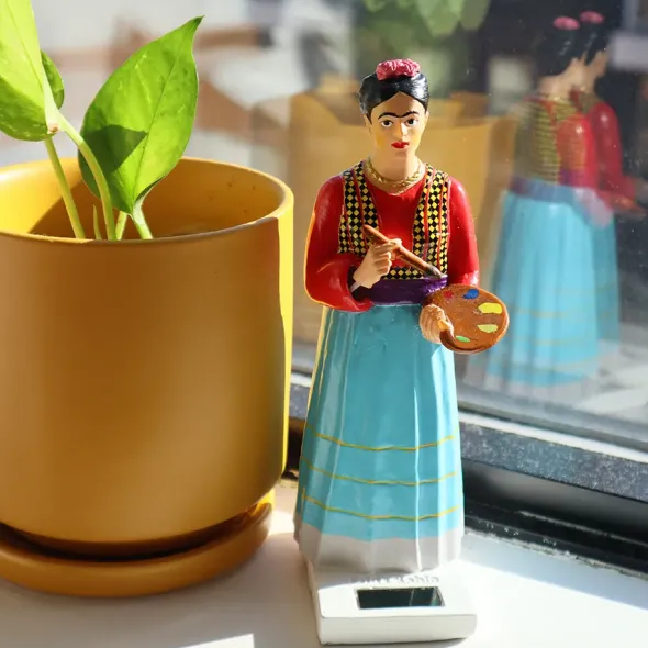 Solar Frida fra Kikkerland