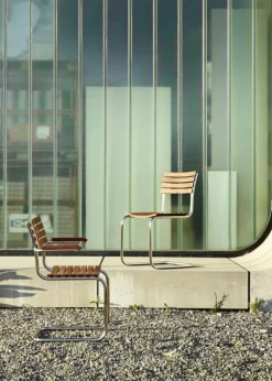 S 40 Outdoor cantilever chair fra Thonet