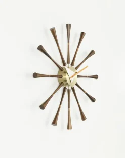 Spindle Clock fra Vitra