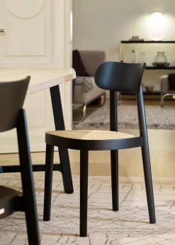 118 Spisebordsstol, sort fra Thonet