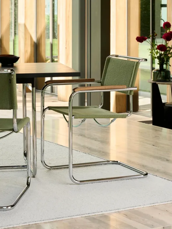 S 34 V cantilever chair fra Thonet