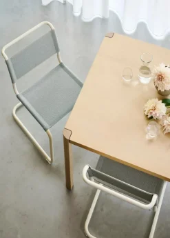 S 33 V cantilever chair fra Thonet