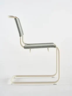 S 33 V cantilever chair fra Thonet