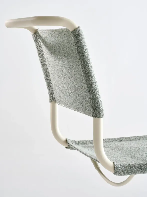 S 33 V cantilever chair fra Thonet