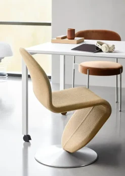 System 1-2-3 spisestol af Verner Panton