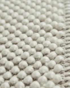 Tact Rug, off white fra Woud
