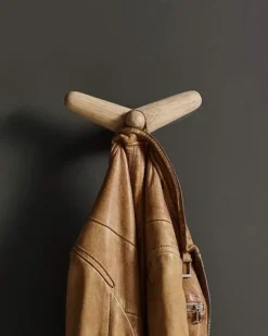 Tail Wing Hook fra Woud