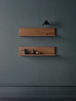 Tana Wall Shelf, walnut fra New Works