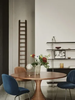 Tavolo a Dischi Dining Table, Ø 150 cm fra GUBI