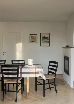 The Klint Chair, sortlakeret eg fra Fredericia Furniture