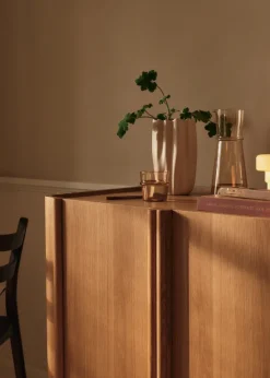 Tilu kommode, lakeret eg fra Ferm Living