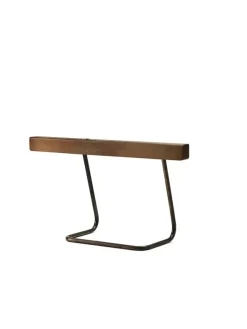 T Model bordlampe fra Anour