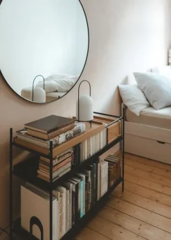 Tray Shelf, lav fra Woud