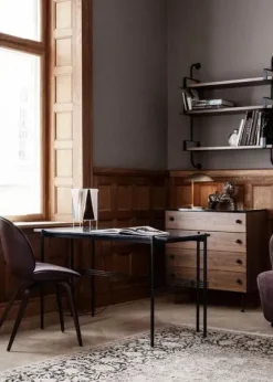 TS Desk 120x60 fra GUBI