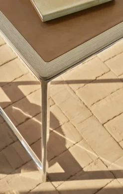 VIPP430 Studio Desk, camel leather fra Vipp