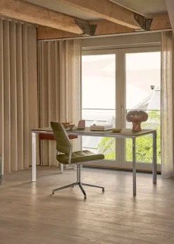 Vipp454 Swivel Chair