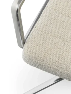 VIPP453 Swivel+ Chair m/hjul, Wavy tekstil fra Vipp