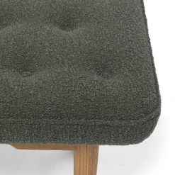 VLA75S Foyer bænk, eg olie af Vilhelm Lauritzen