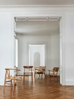 Y-stol CH24, eg olie af Hans J. Wegner