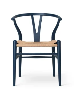 Y-stol CH24 Soft Blue af Hans J. Wegner