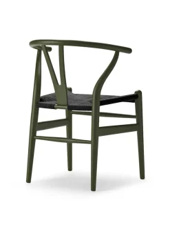 Y-stol CH24 Soft Seaweed med sort flet af Hans J. Wegner