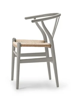 Y-stol CH24 Soft Silver Grey af Hans J. Wegner