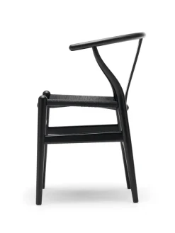 Y-stol CH24, sort eg med sort flet af Hans J. Wegner